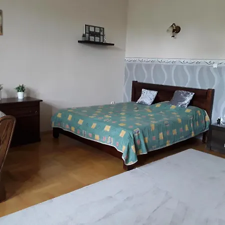 Apartment Tomka Apartman *