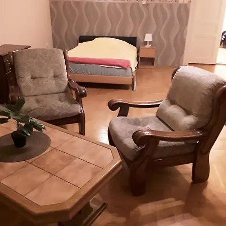 Apartment Tomka Apartman